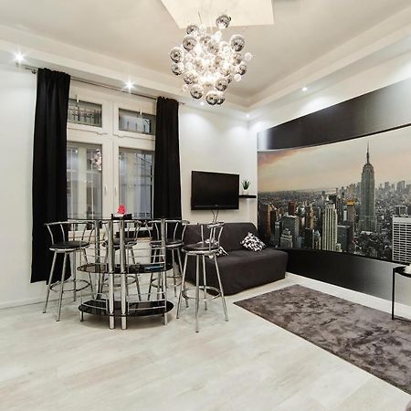 Garibaldi Apartment Budapest Exterior photo