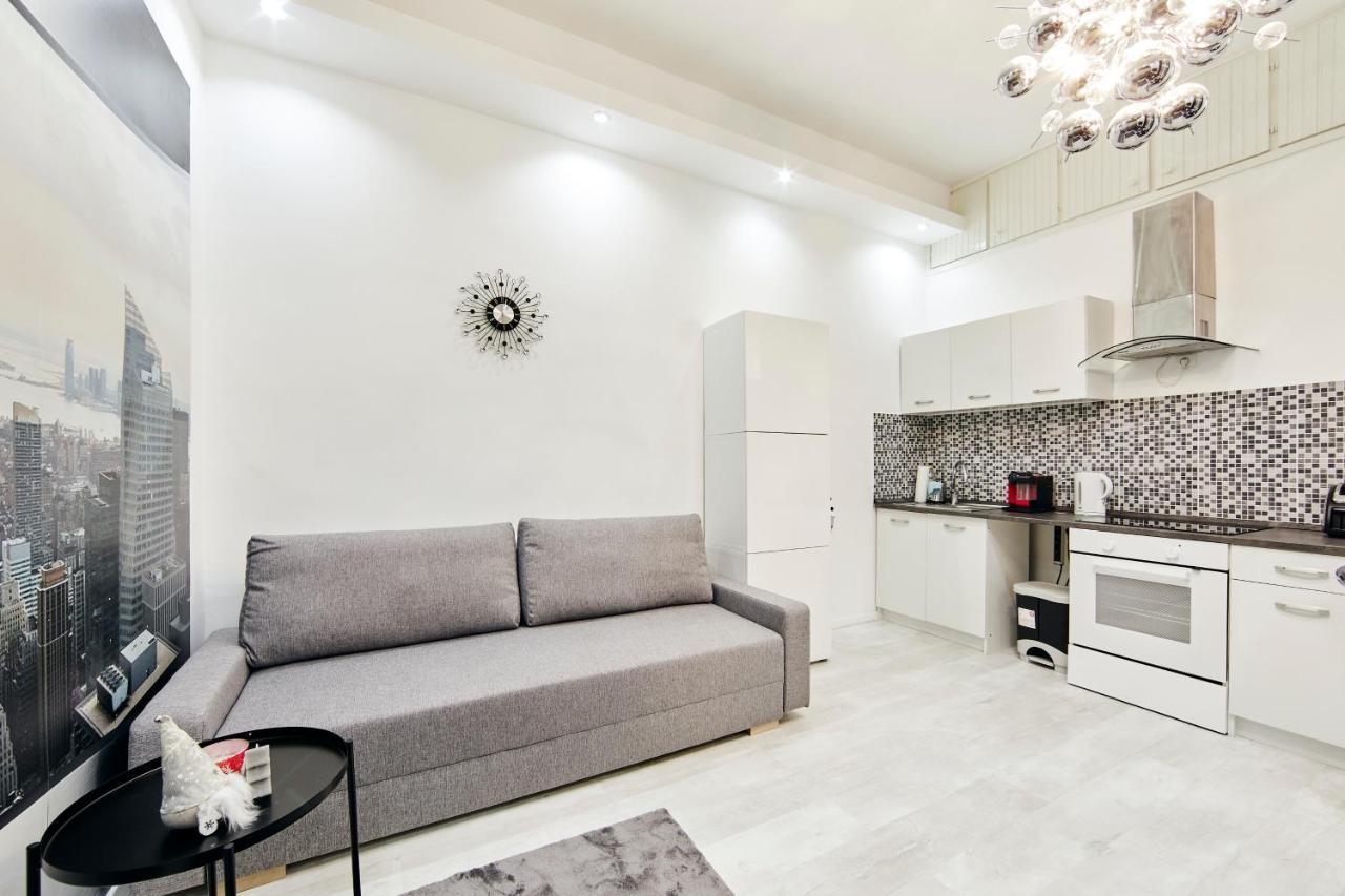 Garibaldi Apartment Budapest Exterior photo