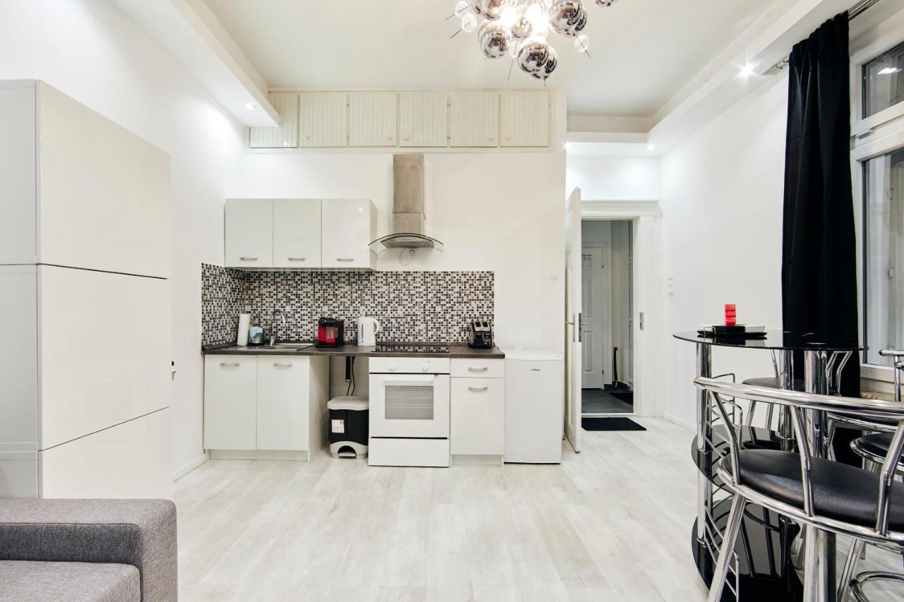 Garibaldi Apartment Budapest Exterior photo